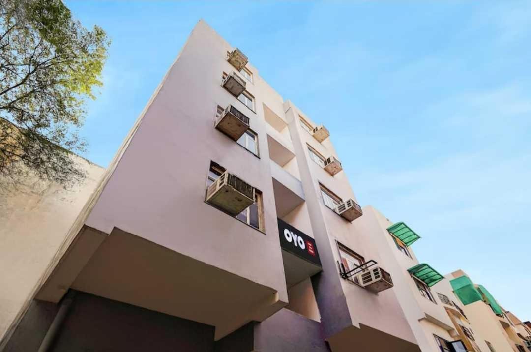 Hotel O Anshu B&B Нью-Дели Экстерьер фото